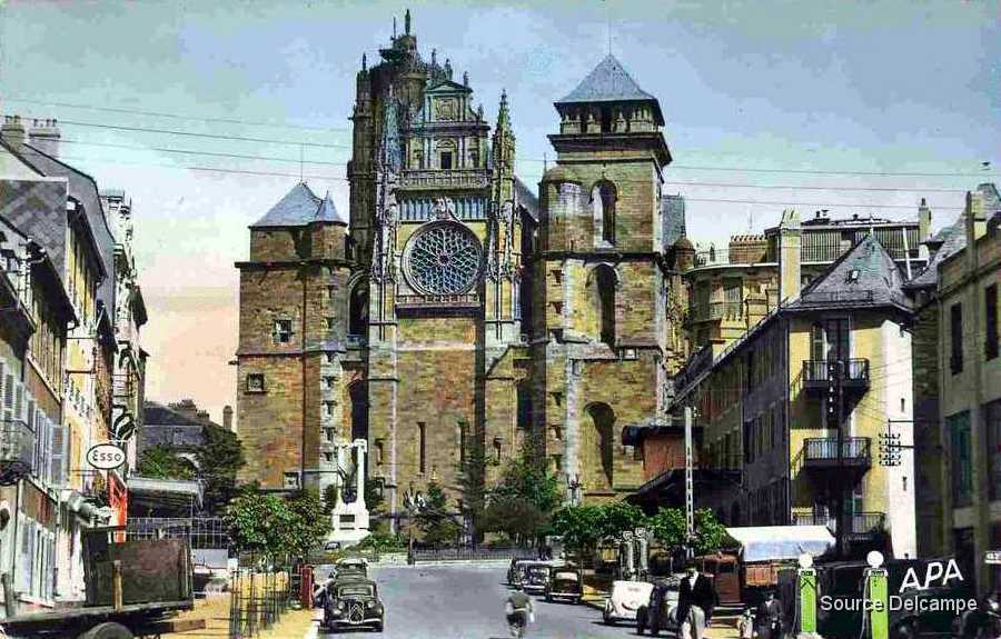 12 Rodez La Cathedrale 1956.jpg